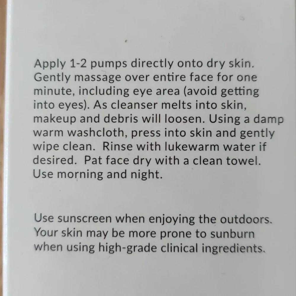 NWT Bellame Hydrating Cleanser - Picture 3 of 5